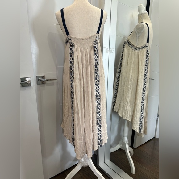 Staring At Stars Womens Tan Gauzy Dress Embroidered Sleeveless Boho - Picture 4 of 5